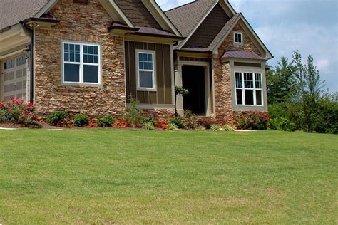 Making Your Grass a Deeper, Richer Green - When to Apply Iron to Your Lawn and When You Shouldn ...