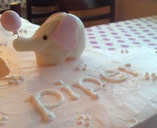 baby girl elephant cake | sugarpaste elephant with a balloon… | Flickr