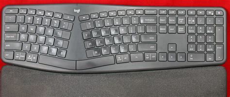 Logitech ERGO K860 Review: The Only Keyboard I’ll Use – Review Geek