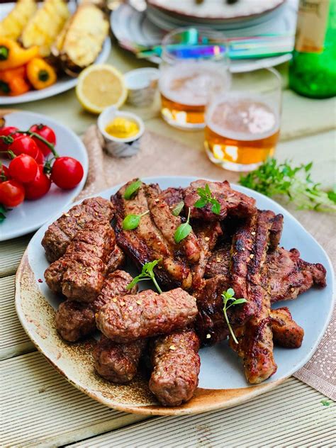 Homemade mici - romanian garlicky meat open sausages | Recipe Cart