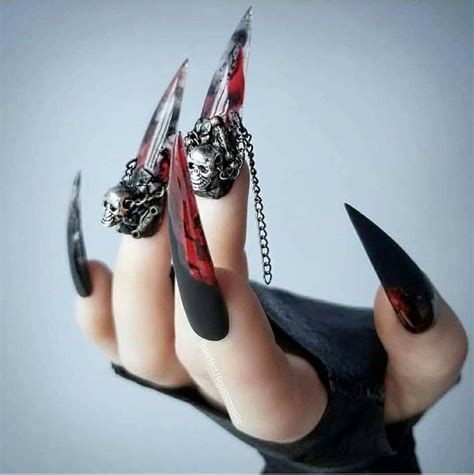 Pin by Linda Gaddy on Skulls in 2020 | Stiletto nails designs, Black stiletto nails, Stiletto ...