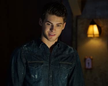 Mike Montgomery | Pretty Little Liars Wiki | Fandom