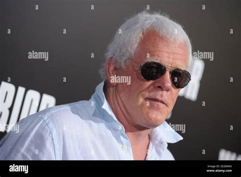 Nick nolte warrior 2011 hi-res stock photography and images - Alamy