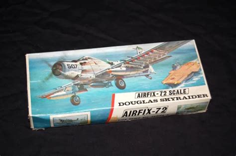 AIRFIX 1/72 SCALE Douglas A-1J Skyraider Model Kit 1968 Red Stripe ...