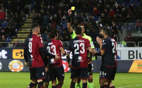 Lazio-Cagliari, confermate le squalifiche di Ceppitelli e Srna nei sardi