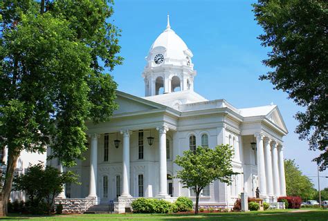 Colbert County Courthouse Photograph by Paul Mashburn - Fine Art America