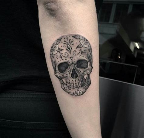 Pin by Chels on Tattoos | Mexican skull tattoos, Skull tattoos, Skull tattoo