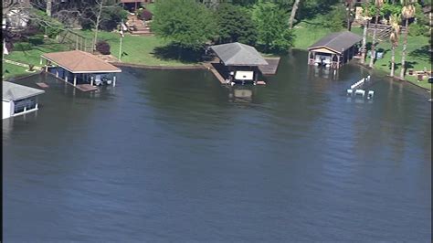 Lake Conroe to reopen after rain and debris forced closure on Saturday | abc13.com