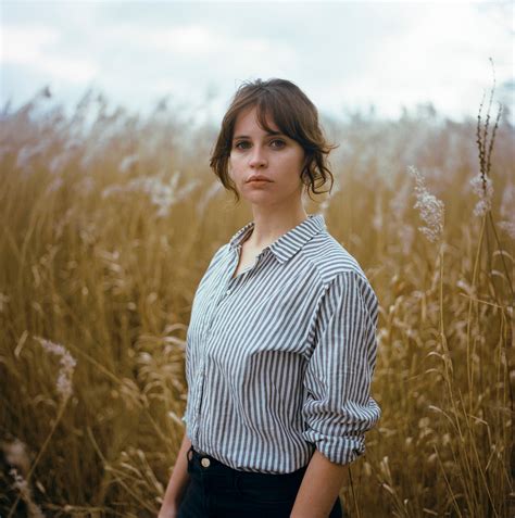 Wallpaper : Felicity Jones, brunette, green eyes, actress, women outdoors 1920x1935 - izmirli ...