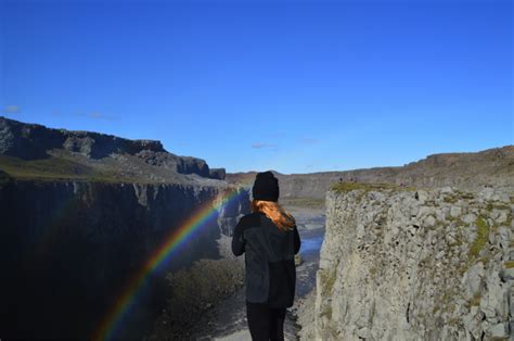 Backpacking Iceland - The ULTIMATE Iceland Travel Guide (2024)