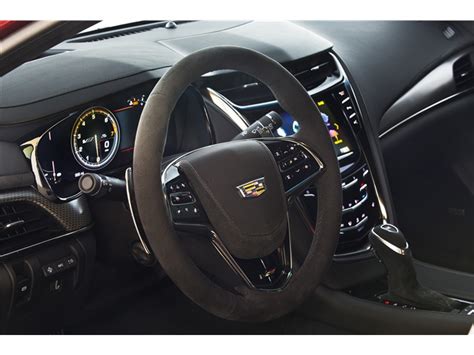 2018 Cadillac CTS: 201 Interior Photos | U.S. News