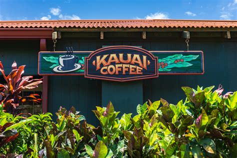 A Visitors Guide to the Kauai Coffee Plantation - It Started Outdoors