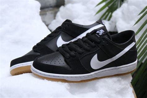 Nike SB Dunk Low Pro (Black/Gum) - Releases