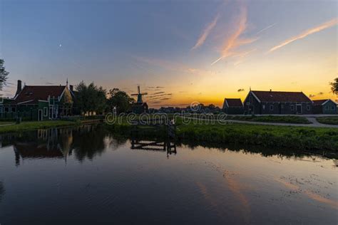 Zaanse Schans Cheese Factory Stock Photo - Image of history, lake: 181955378