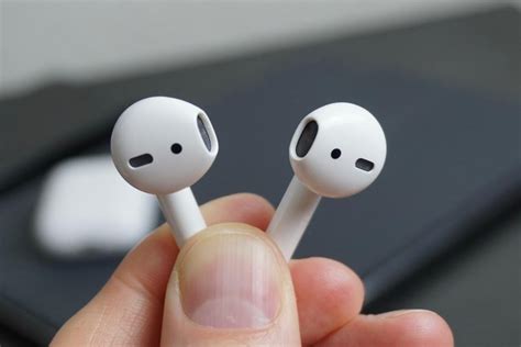 Microsoft could challenge Apple's AirPods with wireless Surface earbuds ...