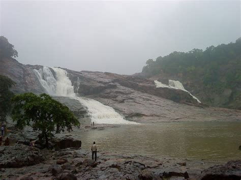 Kuntala waterfalls - India Travel Guide