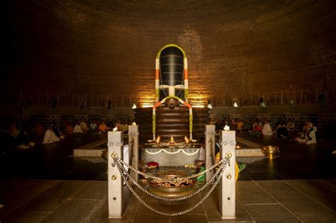 Dhyanalinga Isha Dhyanalinga and isha foundation where you stay is ...