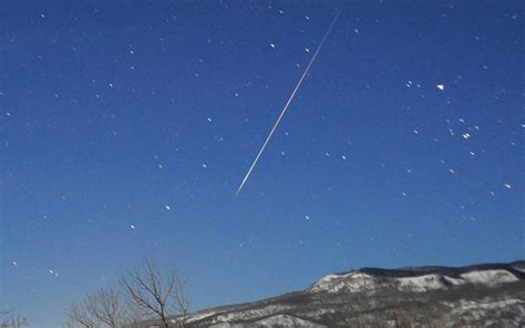 Quadrantid meteors reach their peak amid supermoon's afterglow