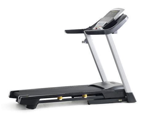 Gold’s Gym Maxx CrossWalk 650 Treadmill Review - Great Machine Under $600