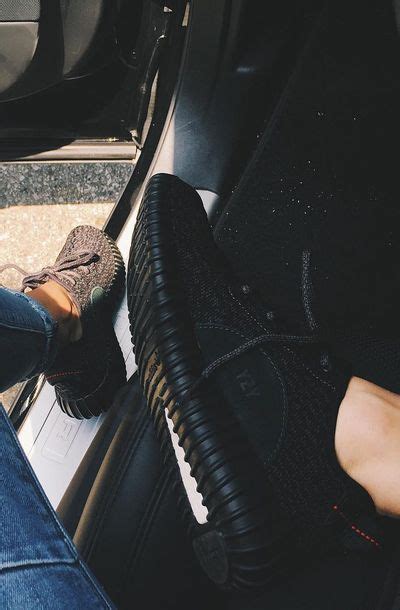 Kendall Jenner showing off her Black Adidas Yeezy Boost 350 on Instagram | Business attire women ...