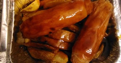 Sausage & chips & gravy Recipe by Dawnann68s - Cookpad