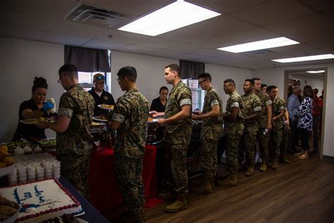 DVIDS - Images - USO Opening on MCB Camp Lejeune [Image 6 of 7]