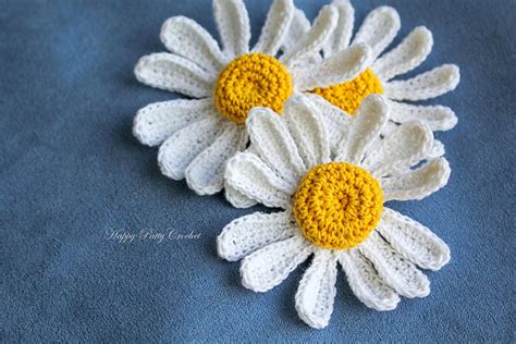 Ravelry: Daisy Flower Applique pattern by Happy Patty Crochet