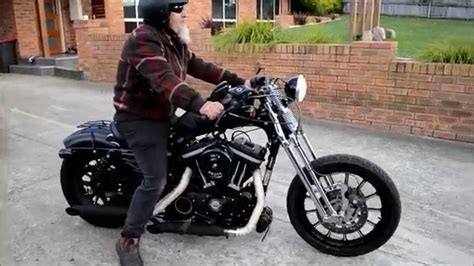 Harley Davidson Sportster IRON 883 Springer start up and take off! - YouTube