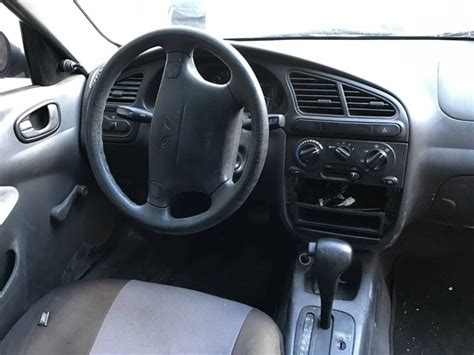 Daewoo Leganza Interior