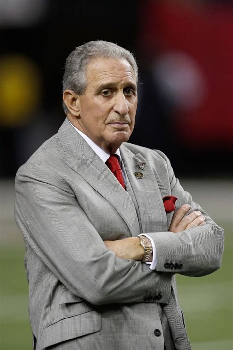 Atlanta Falcons Owner Thinks Government Should Address Wealth Inequality | HuffPost