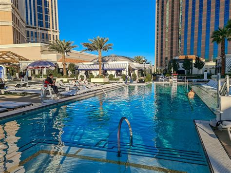 Venetian Las Vegas Pool Review – Everything You Need to Know about the ...