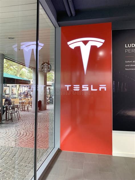 Tesla Office, American Company, Electric Car Manufacturer Elon Musk, Sales Center, Showroom in ...