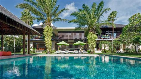 The Top 10 Bali Villas With Private Chefs For A Stress-Free Vacation