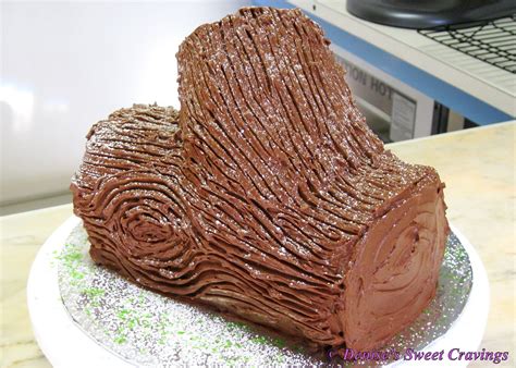 HOW's Baking: Yule Log Cake