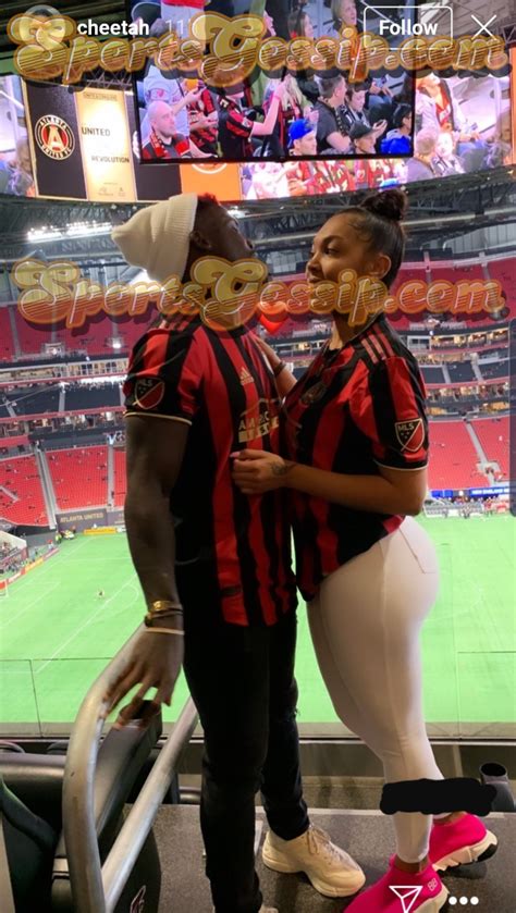 Tyreek Hill Went Instagram Story Official With His New Girlfriend Sasha ...