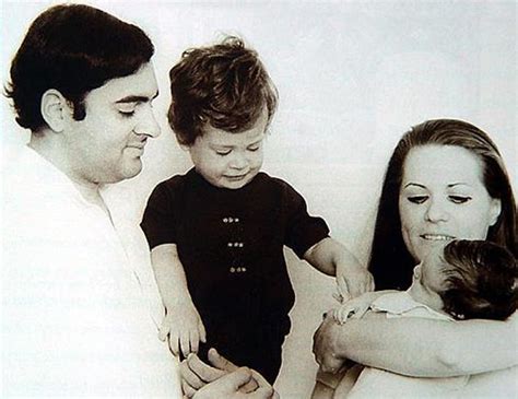 Rajiv Gandhi Funeral Photos Family