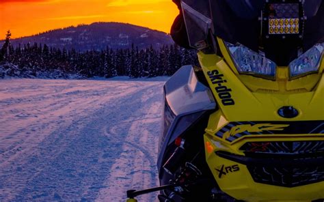 Best Snowmobile Brands: Overview of 4 Leading Brands | Composit Tracks