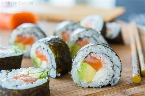 How to Make Homemade Sushi Rolls - Fifteen Spatulas