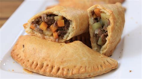 Nigerian Meat Pie Recipe - The Cooking Foodie