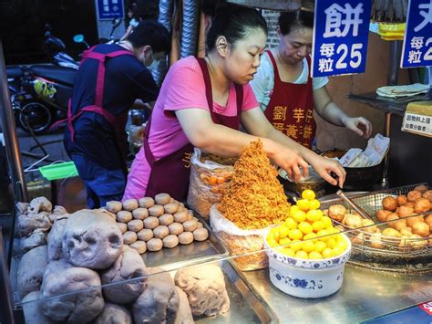 20 Best Night Markets in Taipei (+ What To Eat at Each One ...