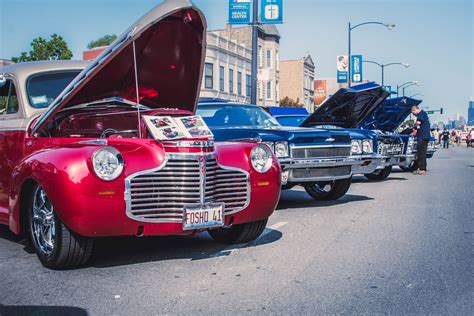 ‘Route 66 Classic Car Show’ hits Ogden Avenue in Lawndale on Sunday - Chicago Sun-Times