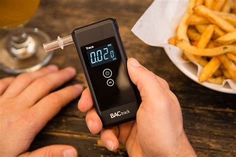 7 Best Breathalyzers of 2022: Reviews, Buying Guide and FAQs