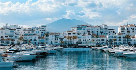 From Málaga: Marbella, Mijas y Puerto Banús Guided Tour | GetYourGuide