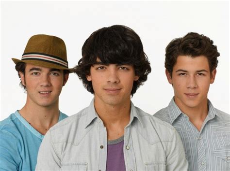 Kevin Jonas, Joe Jonas y Nick Jonas en Camp Rock 2: The Final Jam | Film | Pinterest | Camp rock ...