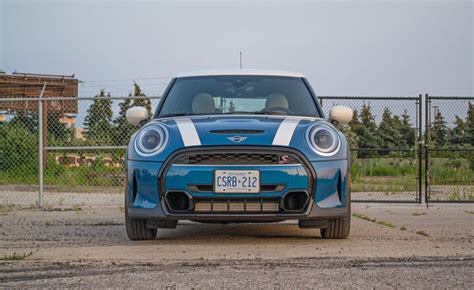 MINI Cooper Hardtop 4 Door – Review, Specs, Pricing, Features, Videos and More | AutoGuide.com