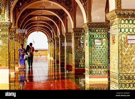 Mandalay hill pagoda hi-res stock photography and images - Alamy