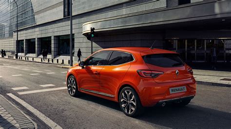 New Renault Clio E-Tech hybrid unveiled | CAR Magazine