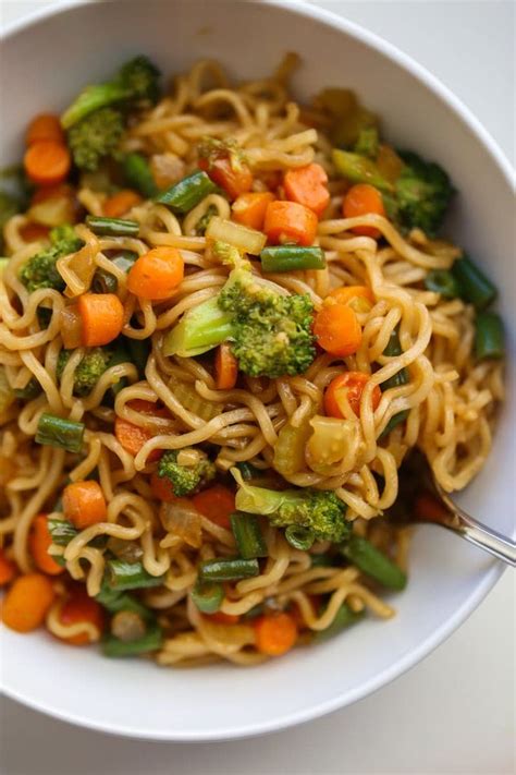 Ramen Stir Fry | Ramen stir fry, Top ramen recipes, Stir fry ramen noodles