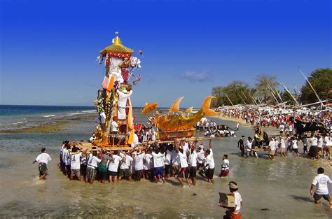 Bali Cremation Tour | Balinese Ngaben Ceremony - Unique Tours