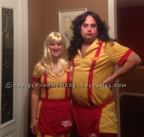 Hilarious 2 Broke Girls Couples Costume